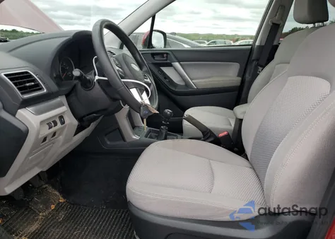 2018 Subaru Forester 2.5I Premium z USA, uszkodzony, nr VIN JF2SJAEC2JG506633